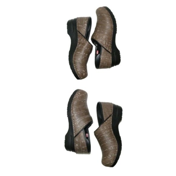 Sanita Nurses Clogs Brown Distressed Size 39 - Picture 2 of 8